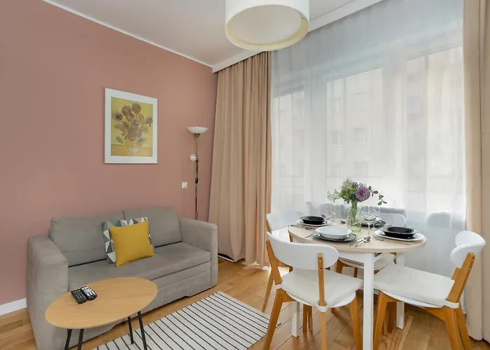 Trendy Polna In By Renters شقة بوزنان